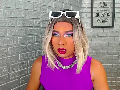 Snapshot of Antonela_Connors chatting on 09/18/25, 01:52 Antonela Connors online show from 09/18/25, 01:52