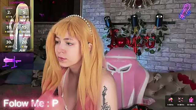 Snapshot of Alex_Howell chatting on 02/28/25, 08:50 Alex Howell online show from 02/28/25, 08:50