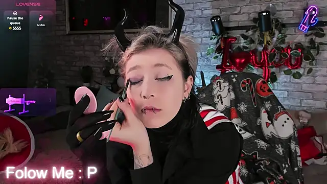 Snapshot of Alex_Howell chatting on 03/02/25, 08:46 Alex Howell online show from 03/02/25, 08:46