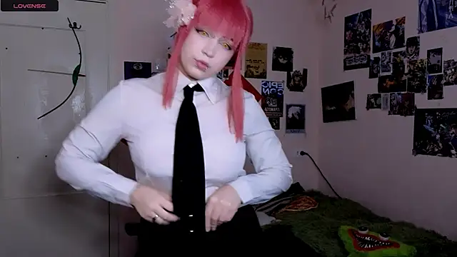 Snapshot of Alex_Howell chatting on 11/12/25, 08:34 Alex Howell online show from 11/12/25, 08:34