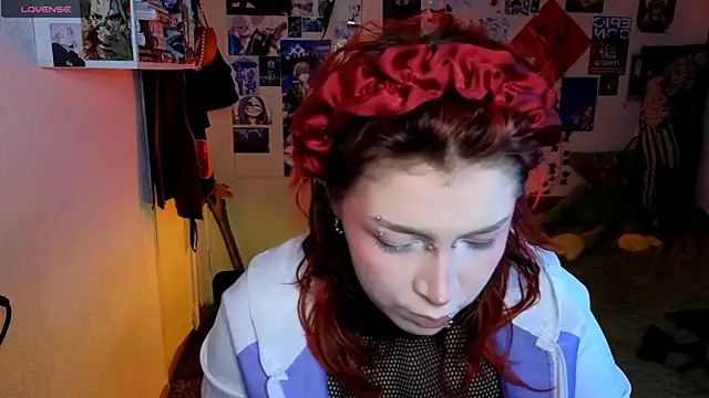 Alex Howell online show from 11/22/25, 08:08