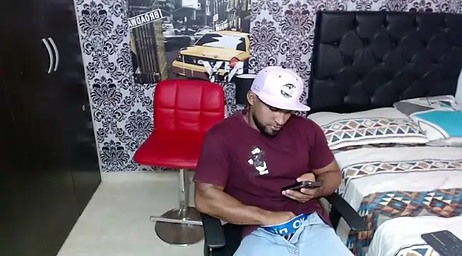 hotthreparty online show from 12/14/24, 08:18