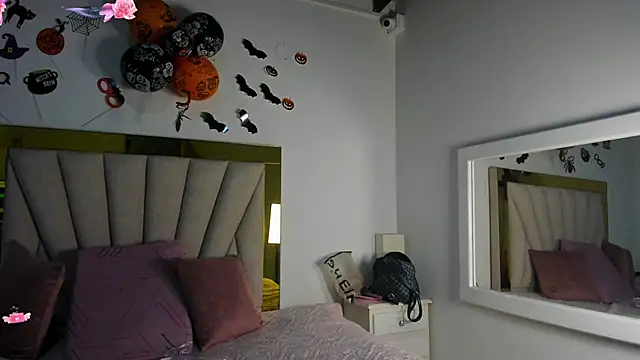 vahiolet fuentes online show from 10/31/25, 03:03