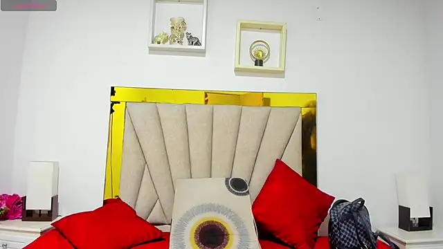 vahiolet fuentes online show from 11/06/25, 03:10