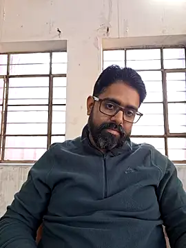 Snapshot of bewolf_17 chatting on 12/02/24, 06:58 bewolf 17 online show from 12/02/24, 06:58