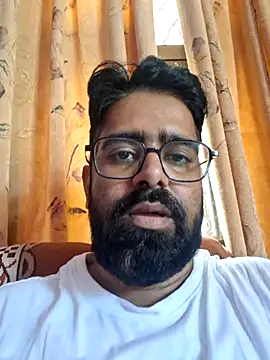 Snapshot of bewolf_17 chatting on 10/04/25, 05:09 bewolf 17 online show from 10/04/25, 05:09