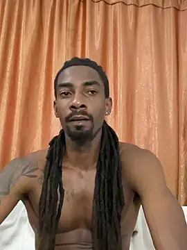 Snapshot of Malkon_Big chatting on 05/19/26, 10:06 Malkon Big online show from 05/19/26, 10:06