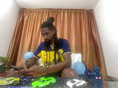 Snapshot of Malkon_Big chatting on 06/10/26, 05:03 Malkon Big online show from 06/10/26, 05:03
