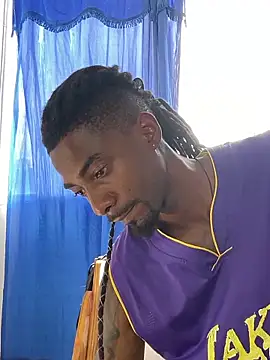 Malkon Big online show from 10/31/25, 07:43