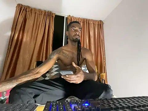 Malkon Big online show from 12/21/25, 04:03