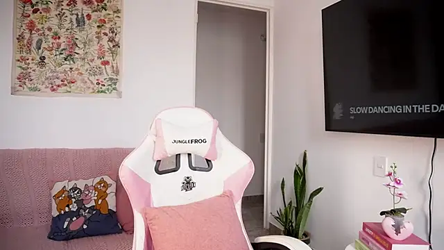 MavyStar online show from 03/25/26, 08:08