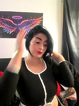 karenlennox1 online show from 11/16/25, 08:57