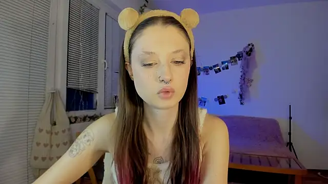 Snapshot of Jenny_darling_love chatting on 01/08/25, 06:52 Jenny darling love online show from 01/08/25, 06:52