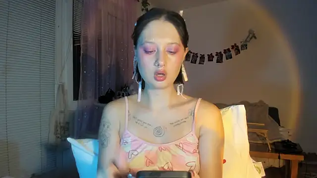 Jenny darling love online show from 12/03/25, 07:24