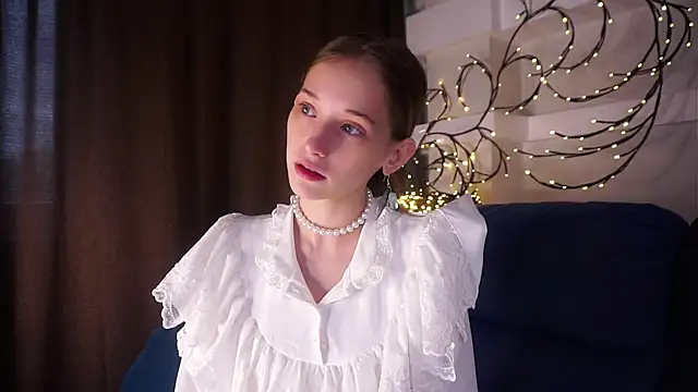 EdlinHargus online show from 10/11/25, 05:08