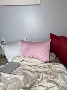 Cherry-red-xo online show from 03/16/26, 04:43