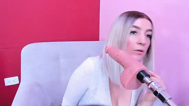 Kate bunny  online show from 10/08/25, 12:50