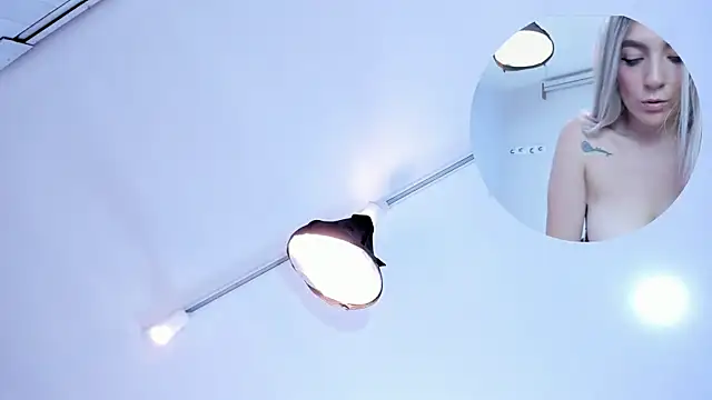 Kate bunny  online show from 11/02/25, 12:32