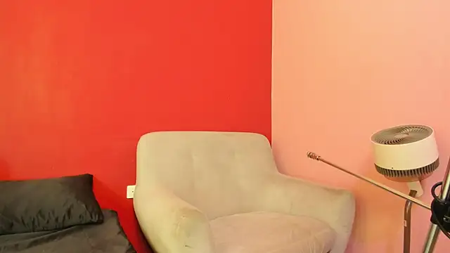 Kate bunny  online show from 04/18/26, 10:28