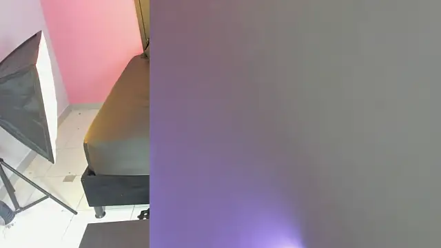 Snapshot of Kate_bunny_ chatting on 12/21/25, 11:34 Kate bunny online show from 12/21/25, 11:34