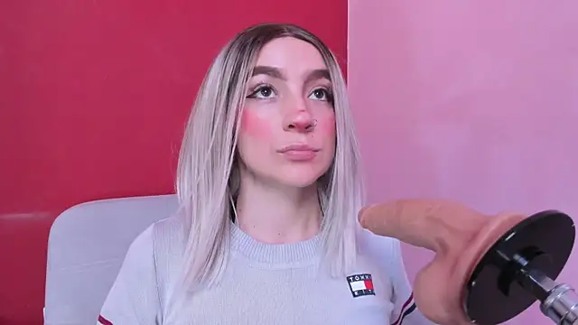 Kate bunny  online show from 03/27/26, 11:22