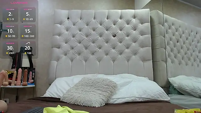 La Crespa x online show from 11/18/25, 01:03