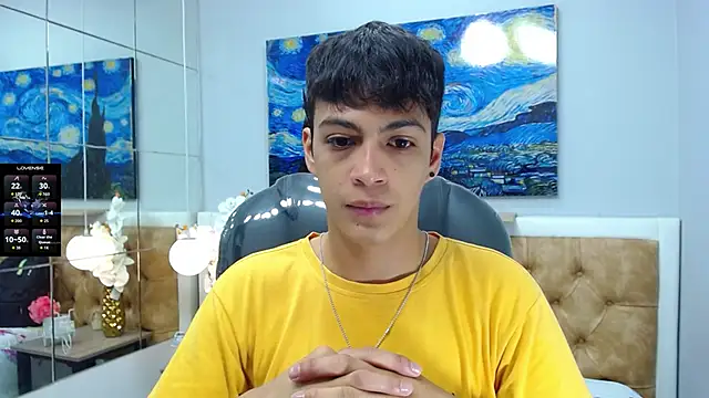 Snapshot of SkinnyBoy_ chatting on 09/28/25, 12:34 SkinnyBoy online show from 09/28/25, 12:34