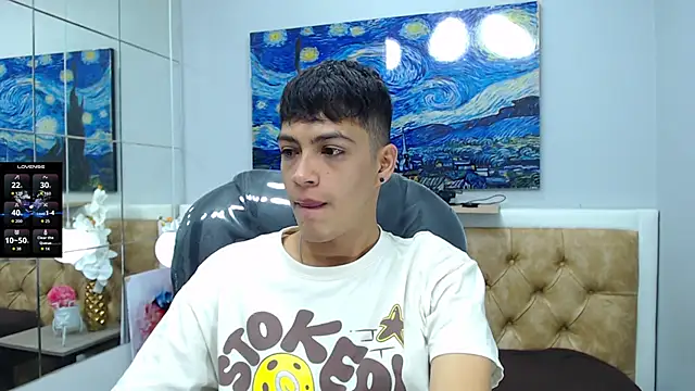 Snapshot of SkinnyBoy_ chatting on 10/05/25, 01:13 SkinnyBoy online show from 10/05/25, 01:13