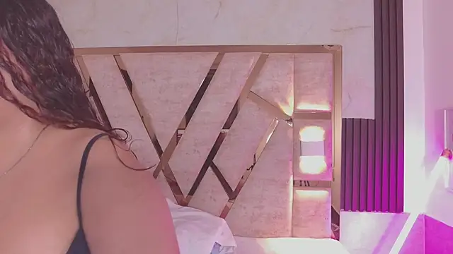 molly sweetee online show from 10/09/25, 01:39