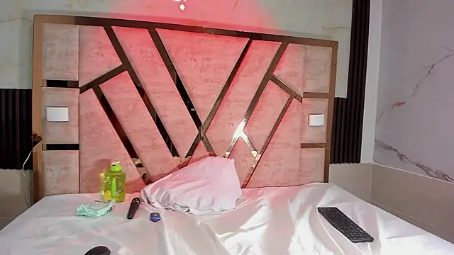 molly sweetee online show from 11/27/25, 01:50