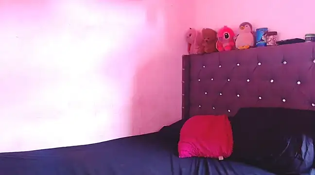 stefanny hot03 online show from 03/04/25, 02:32