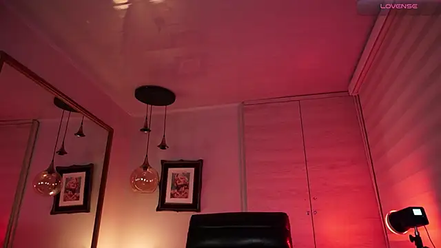 Sophia wilsonn  online show from 06/23/26, 11:30