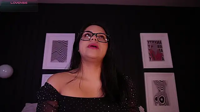 Sophia wilsonn  online show from 03/11/26, 10:31