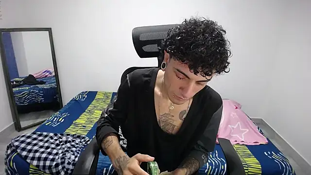 present the magic online show from 11/17/25, 01:53