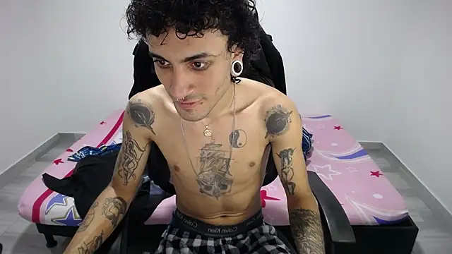 present the magic online show from 10/30/25, 04:59