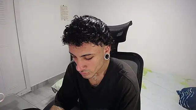 present the magic online show from 01/14/26, 08:12