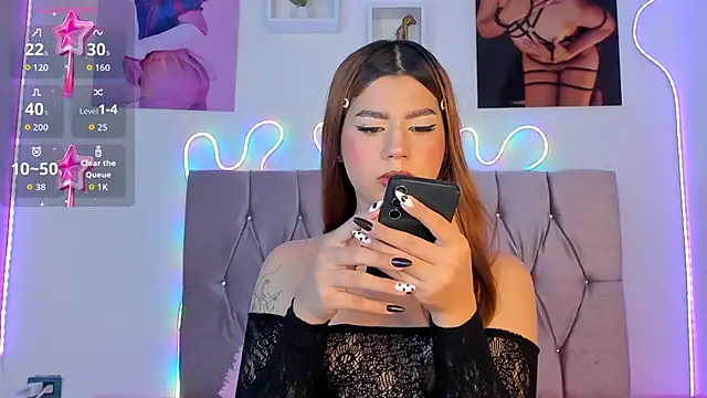 Ashley piinkk  online show from 10/12/25, 06:26