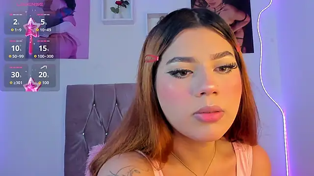 Ashley piinkk  online show from 12/02/25, 12:51