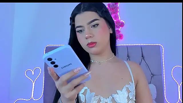 Ashley piinkk  online show from 03/21/26, 12:09