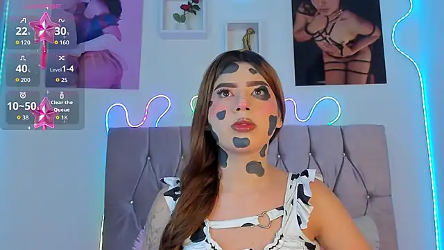 Ashley piinkk  online show from 10/19/25, 10:40