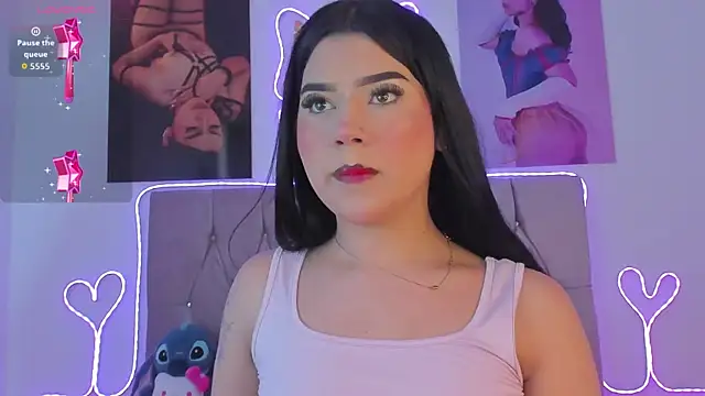Ashley piinkk  online show from 05/18/26, 12:21