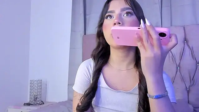 Ashley piinkk  online show from 03/21/25, 02:39