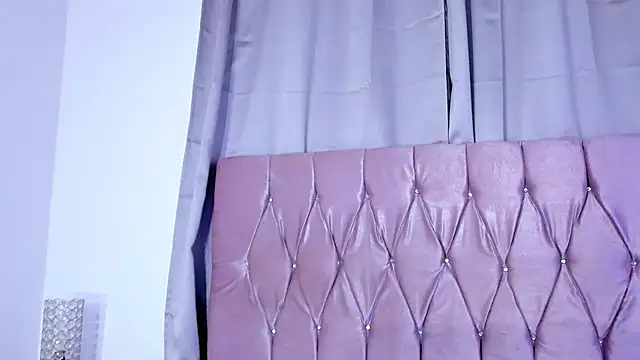 Ashley piinkk  online show from 03/10/25, 03:45