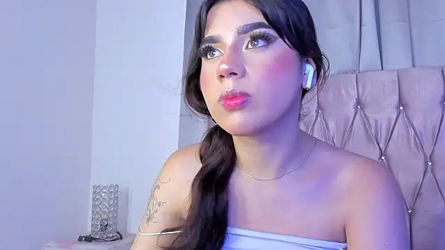 Ashley piinkk  online show from 03/19/25, 04:14