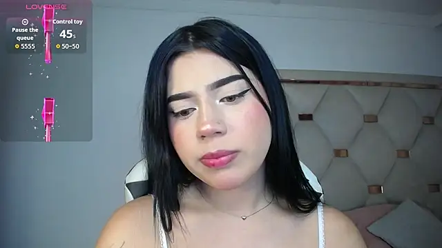 Ashley piinkk  online show from 07/01/26, 04:13