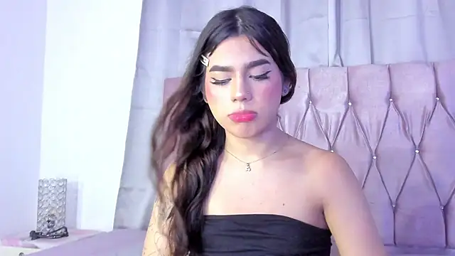 Ashley piinkk  online show from 02/27/25, 11:28