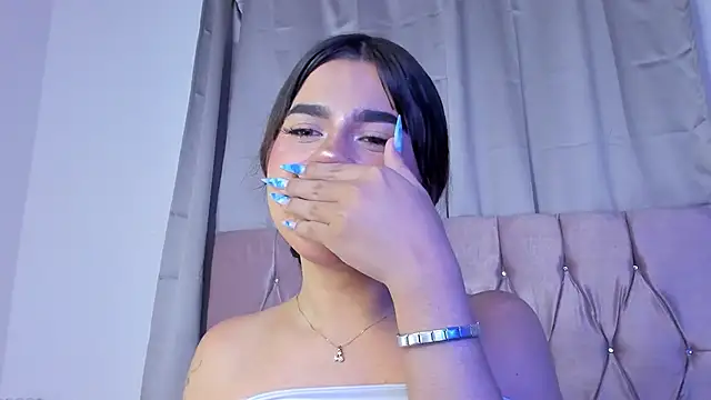 Ashley piinkk  online show from 02/26/25, 10:16