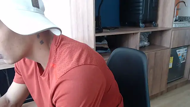 Jhonyblack 1 online show from 02/06/26, 07:21