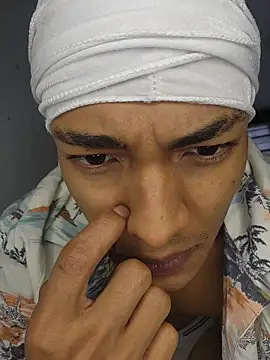 Jhonyblack 1 online show from 04/17/26, 12:19