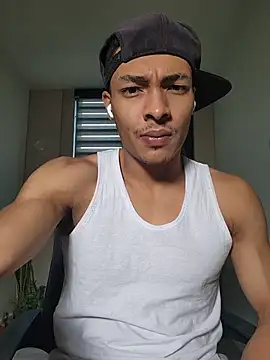 Snapshot of Jhonyblack_1 chatting on 06/27/26, 12:44 Jhonyblack 1 online show from 06/27/26, 12:44